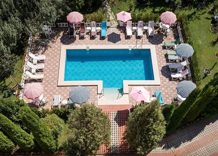 Grand Hotel